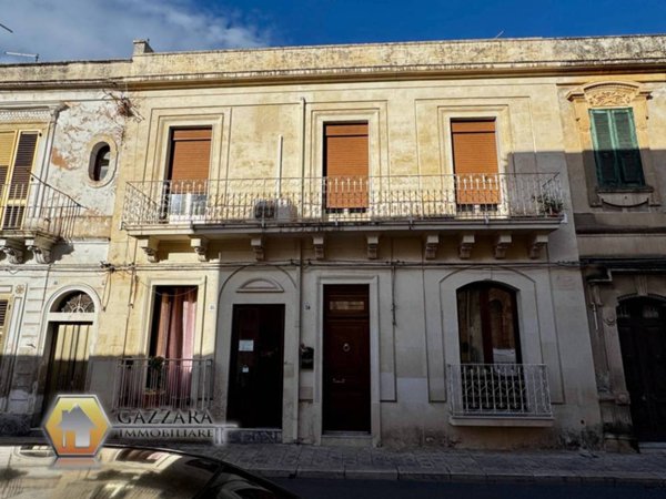 casa indipendente in vendita a Buccheri