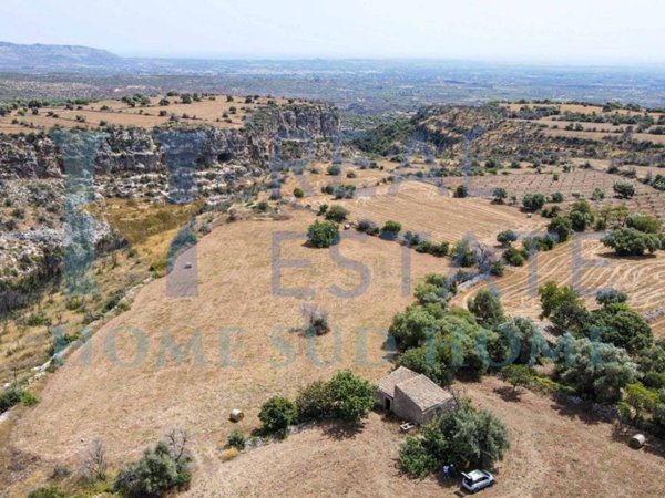 terreno agricolo in vendita a Canicattini Bagni