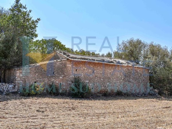 casa indipendente in vendita a Canicattini Bagni