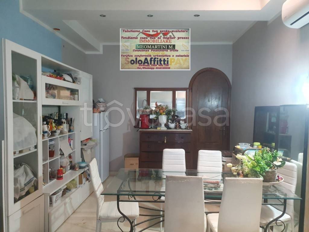 casa indipendente in vendita a Canicattini Bagni