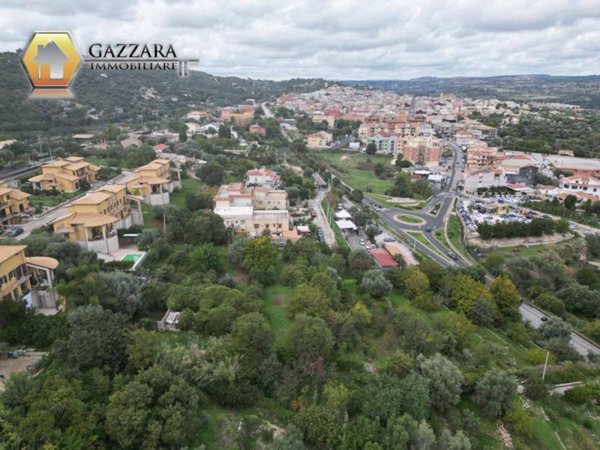 terreno edificabile in vendita a Canicattini Bagni