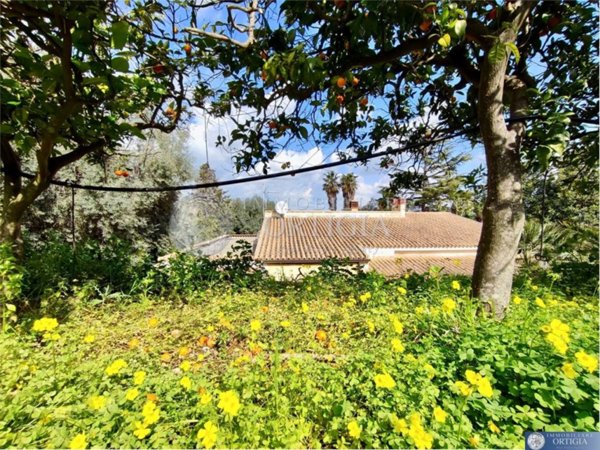 casa indipendente in vendita a Canicattini Bagni