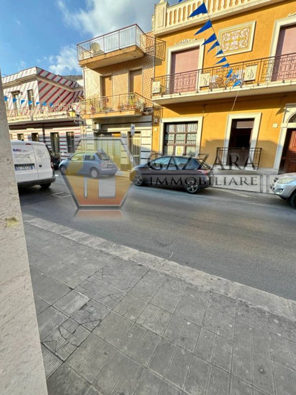 casa indipendente in vendita a Canicattini Bagni