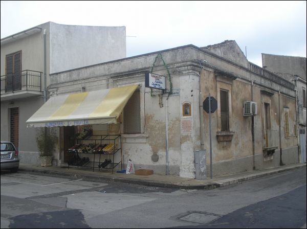 casa indipendente in vendita a Canicattini Bagni