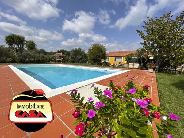 casa indipendente in vendita a Canicattini Bagni