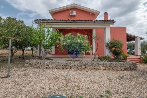 casa indipendente in vendita a Canicattini Bagni