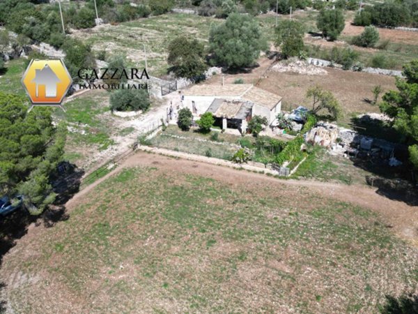 casa indipendente in vendita a Canicattini Bagni