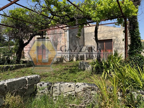 terreno agricolo in vendita a Canicattini Bagni