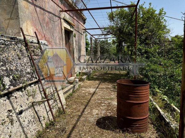 terreno agricolo in vendita a Canicattini Bagni