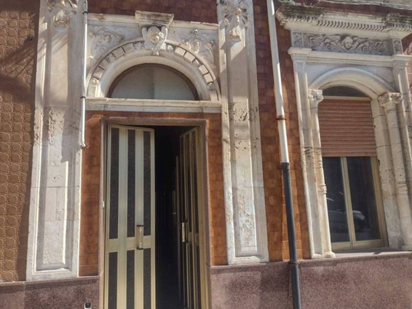 casa indipendente in vendita a Canicattini Bagni