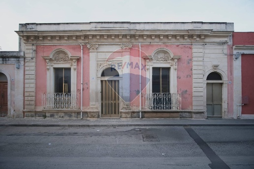 casa indipendente in vendita a Canicattini Bagni