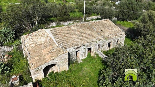 casa indipendente in vendita a Canicattini Bagni