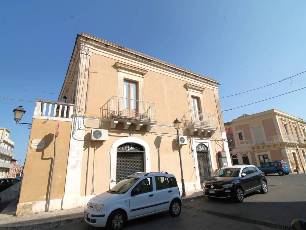 appartamento in vendita a Canicattini Bagni