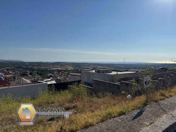 terreno edificabile in vendita a Canicattini Bagni