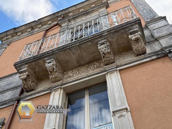 casa indipendente in vendita a Canicattini Bagni