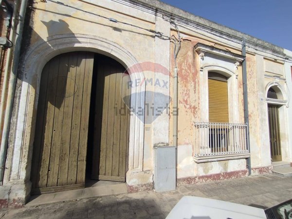 casa indipendente in vendita a Canicattini Bagni