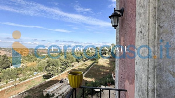 casa indipendente in vendita a Canicattini Bagni