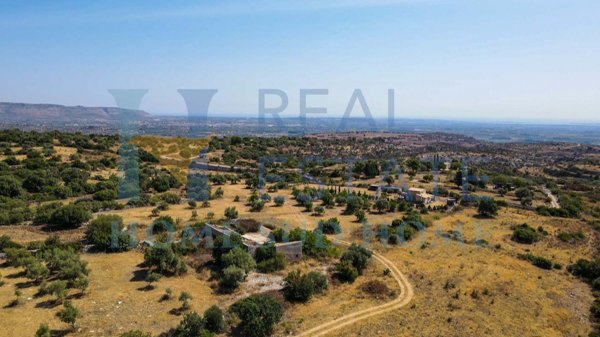 terreno edificabile in vendita a Canicattini Bagni