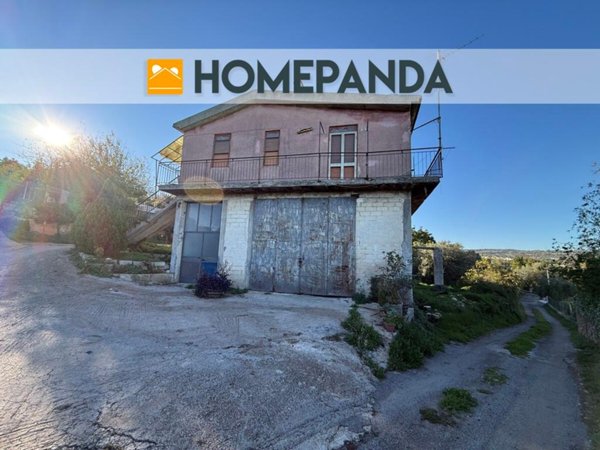 casa indipendente in vendita a Canicattini Bagni