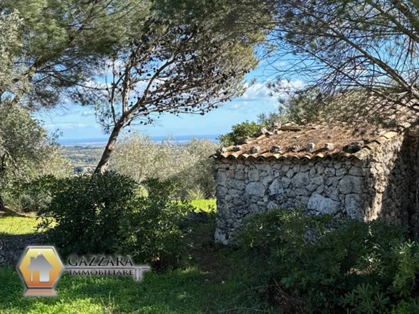 casa indipendente in vendita a Canicattini Bagni