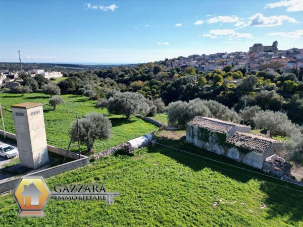 casa indipendente in vendita a Canicattini Bagni