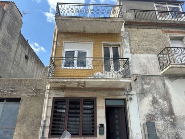 casa indipendente in vendita a Canicattini Bagni