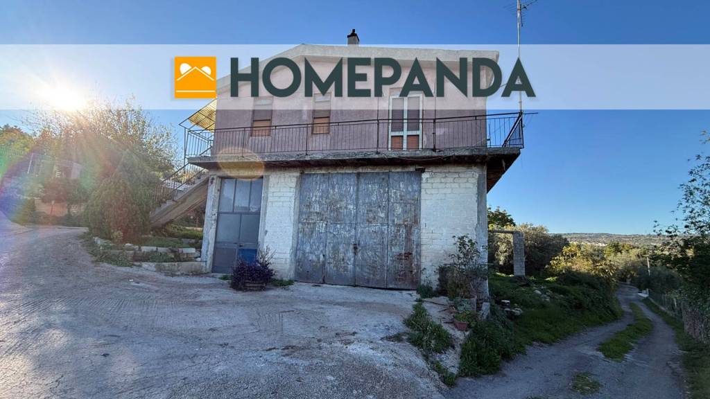 casa indipendente in vendita a Canicattini Bagni