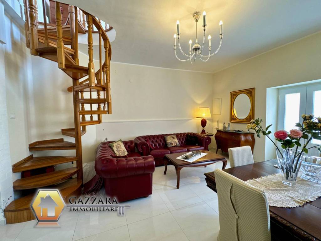 casa indipendente in vendita a Canicattini Bagni