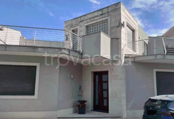 casa indipendente in vendita a Canicattini Bagni