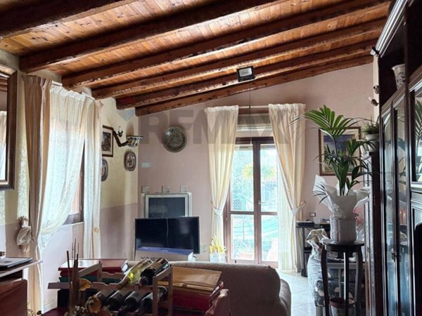 casa indipendente in vendita a Canicattini Bagni