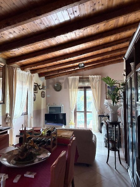 casa indipendente in vendita a Canicattini Bagni