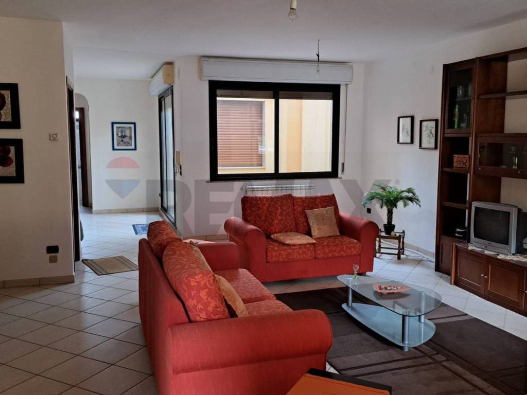 casa indipendente in vendita a Canicattini Bagni