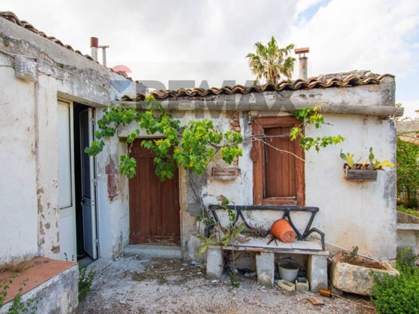 appartamento in vendita a Canicattini Bagni
