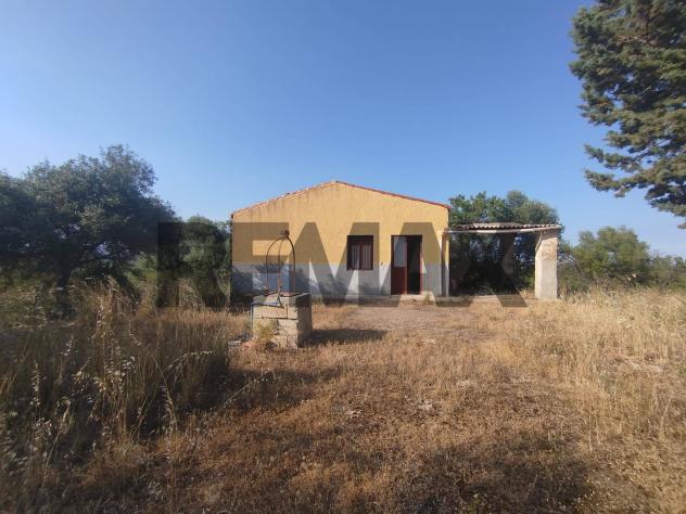casa indipendente in vendita a Canicattini Bagni