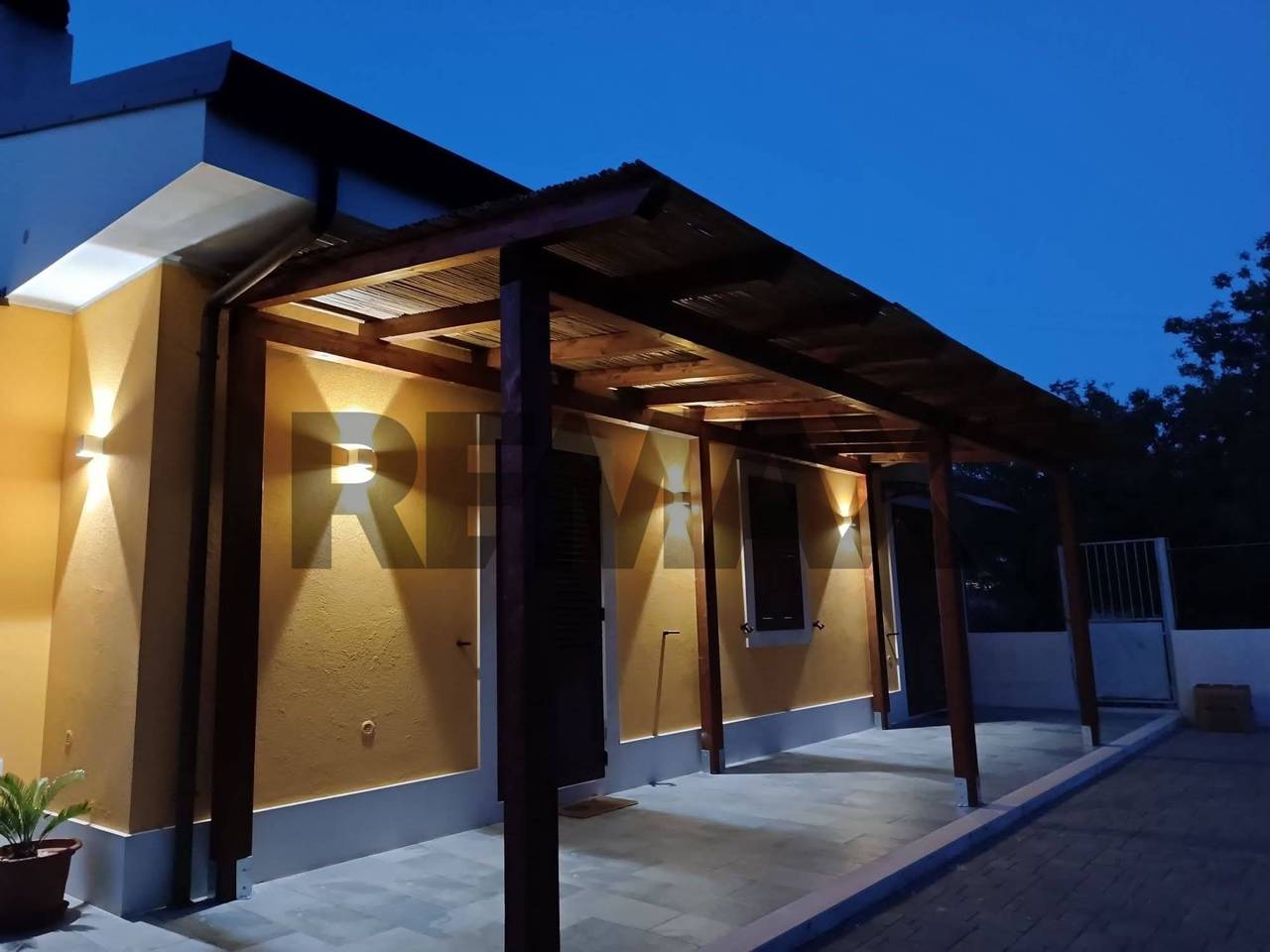casa indipendente in vendita a Canicattini Bagni