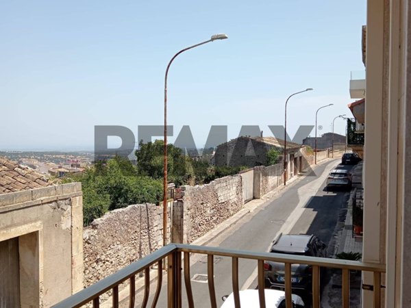 appartamento in vendita a Canicattini Bagni