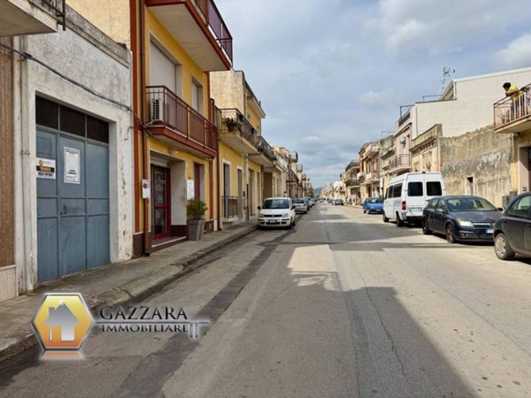 box auto in vendita a Canicattini Bagni
