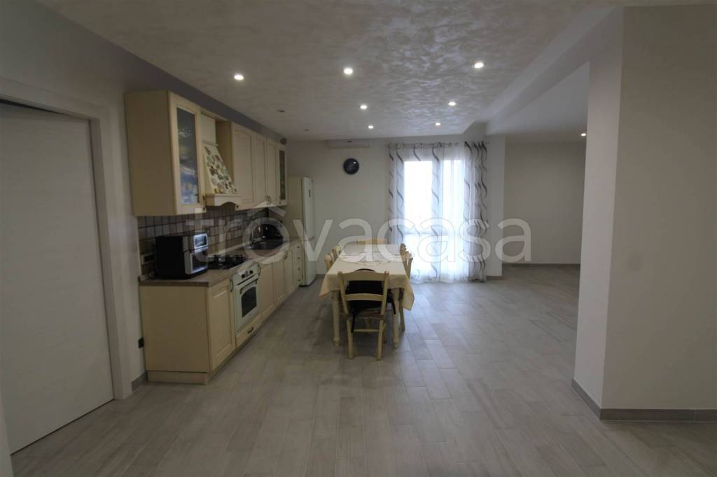 appartamento in vendita a Carlentini