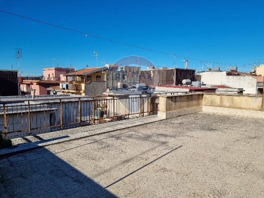 casa indipendente in vendita a Carlentini