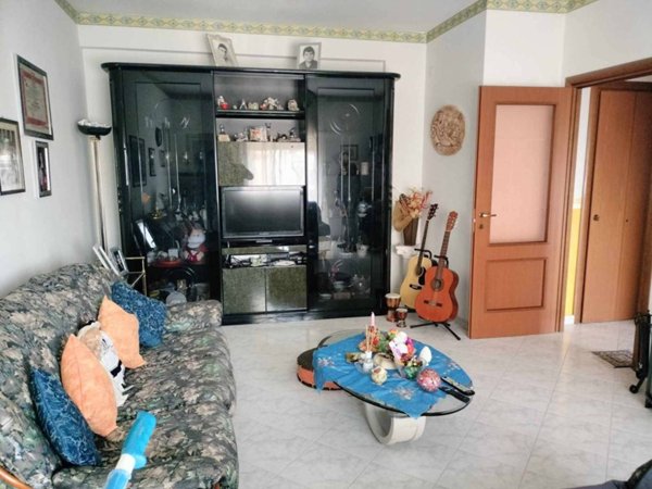 intera palazzina in vendita a Carlentini