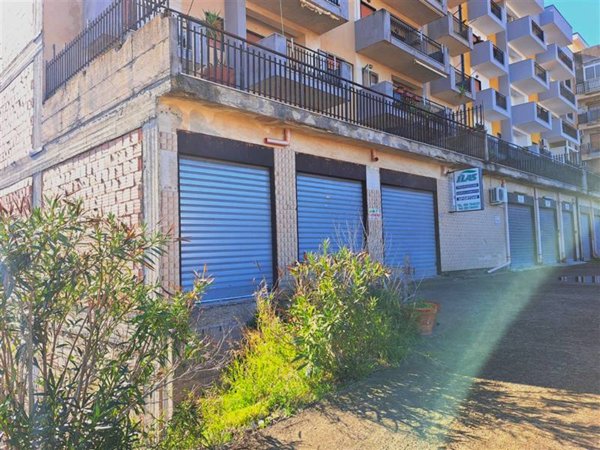 ufficio in vendita a Carlentini