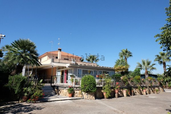 casa indipendente in vendita a Carlentini
