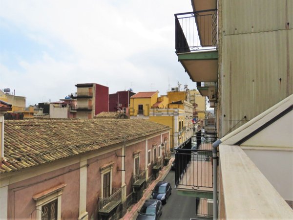 casa indipendente in vendita a Carlentini