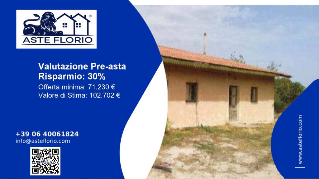 casa indipendente in vendita a Carlentini