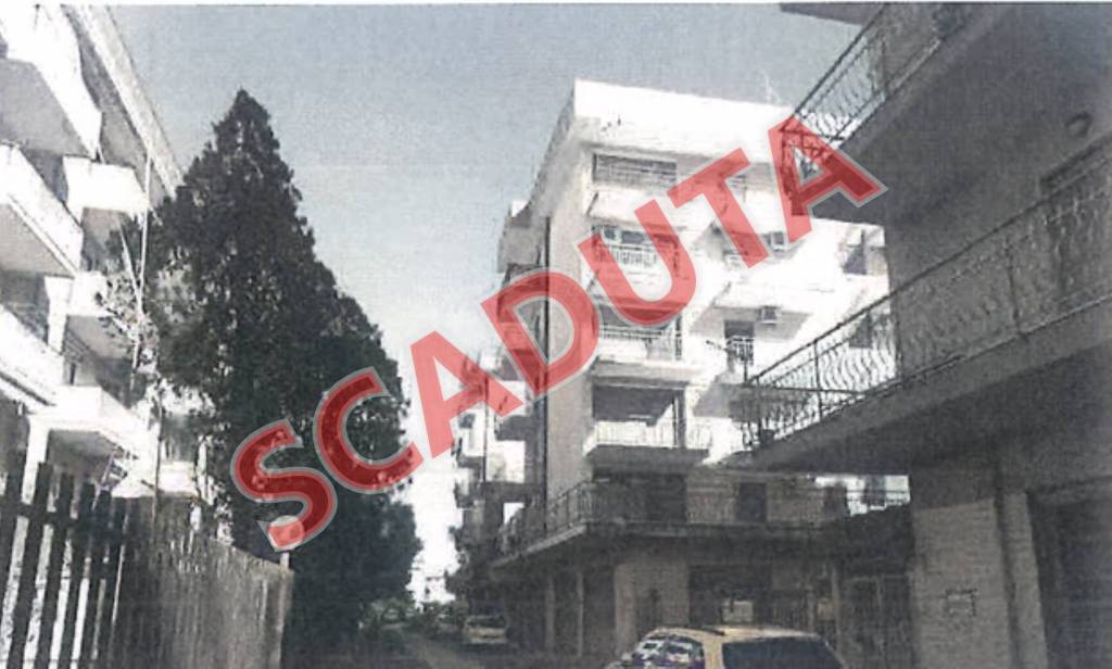 negozio in vendita a Carlentini