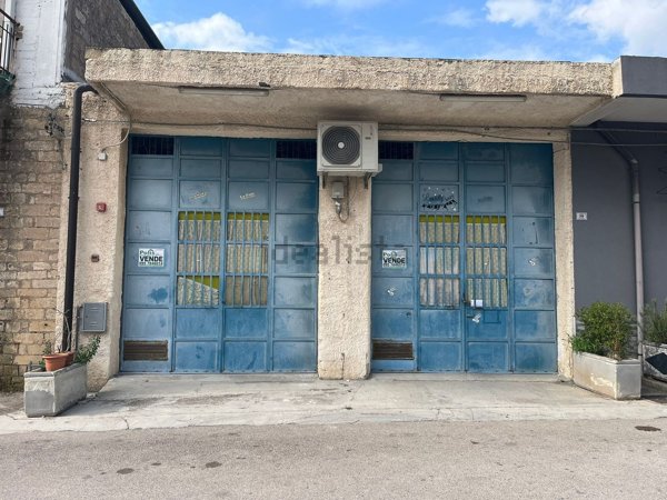 ufficio in vendita a Carlentini