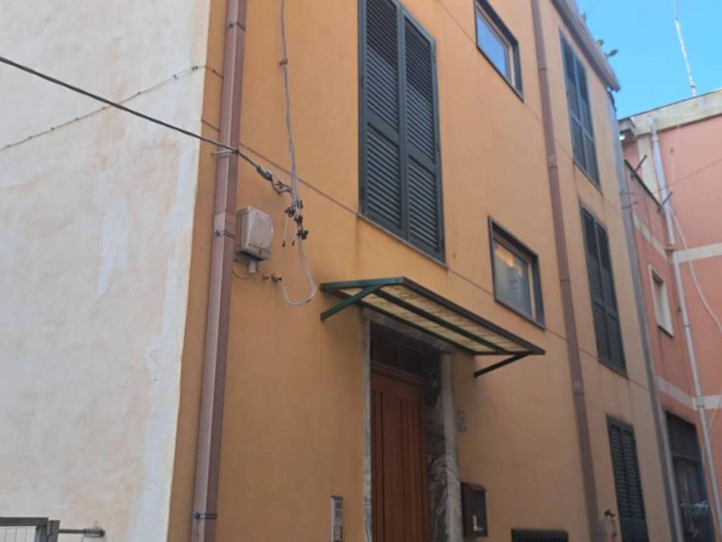 casa indipendente in vendita a Carlentini