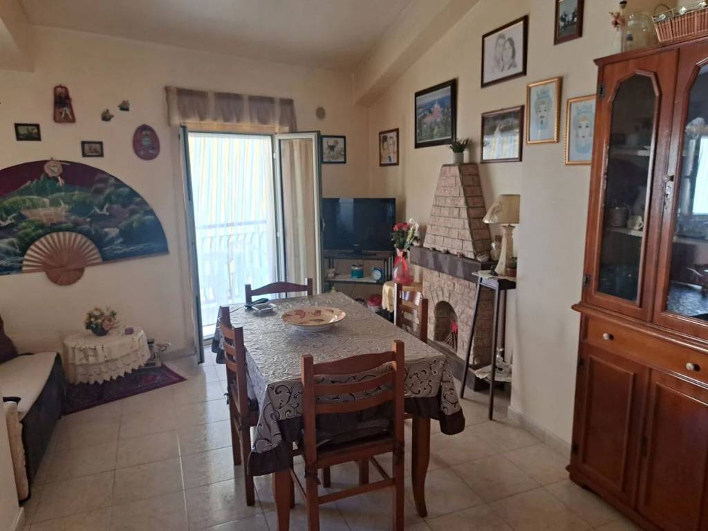 casa indipendente in vendita a Carlentini