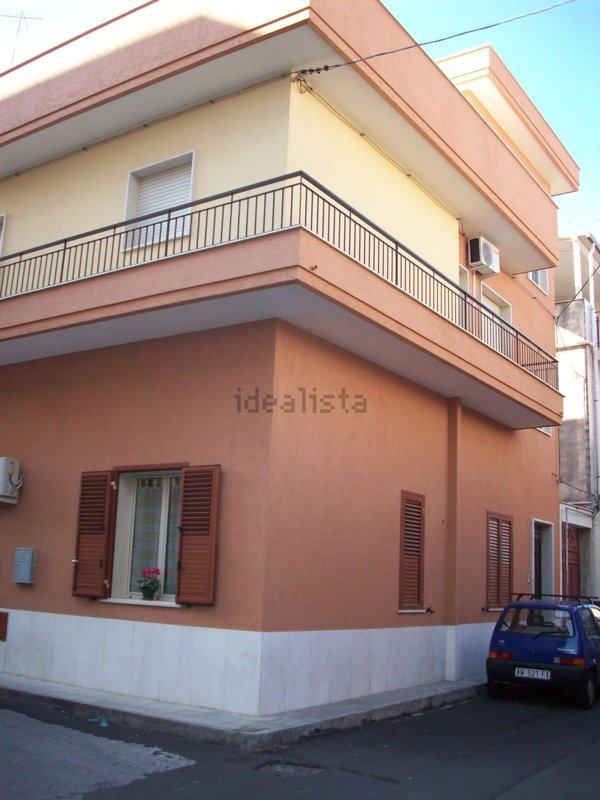 casa indipendente in vendita a Carlentini