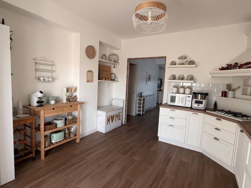 intera palazzina in vendita a Carlentini